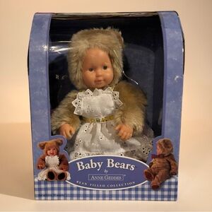 Collectable Anne Geddes Baby Bears Doll in White and Tan Outfit